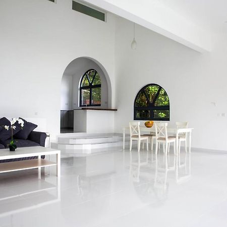 Paradise Heights Luxury Apartments & Villa ボー・ヴァロン エクステリア 写真