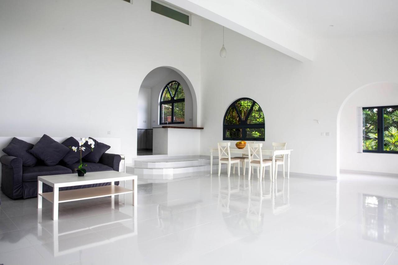 Paradise Heights Luxury Apartments & Villa ボー・ヴァロン エクステリア 写真